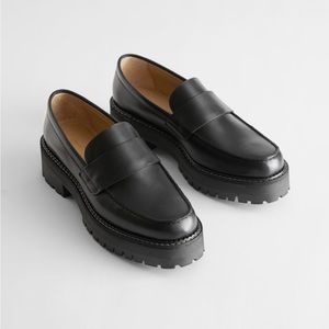 NWOT / & Other Stories chunky sole loafer